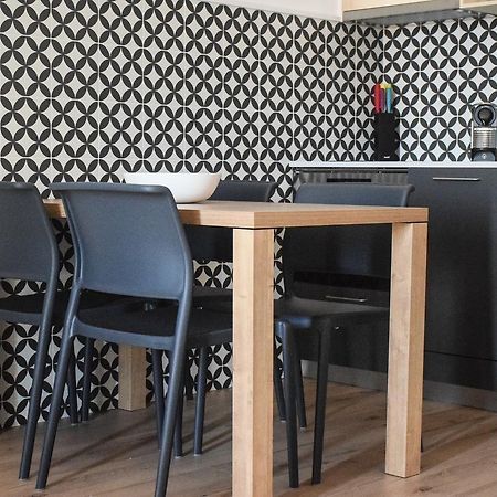 Port Plaza Apartments Таррагона Экстерьер фото