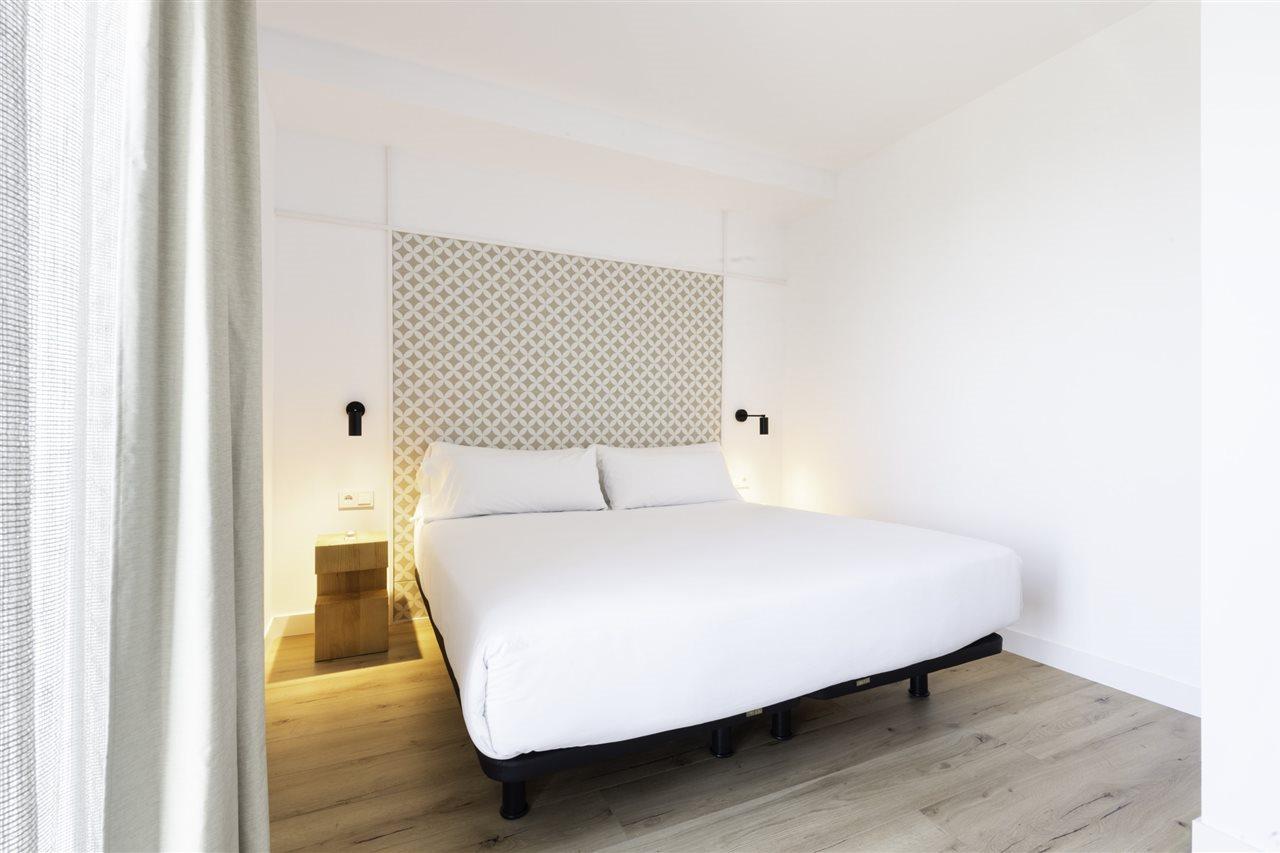 Port Plaza Apartments Таррагона Экстерьер фото