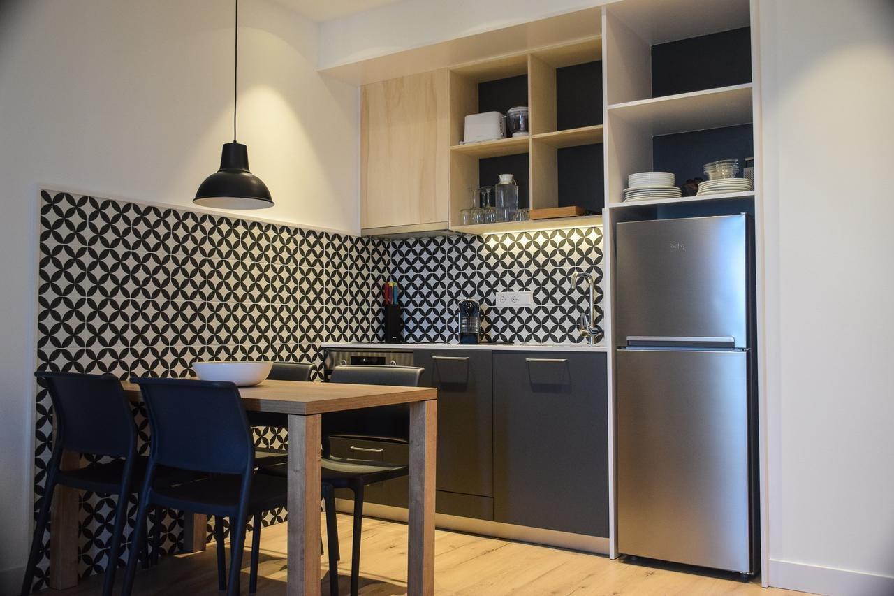 Port Plaza Apartments Таррагона Экстерьер фото