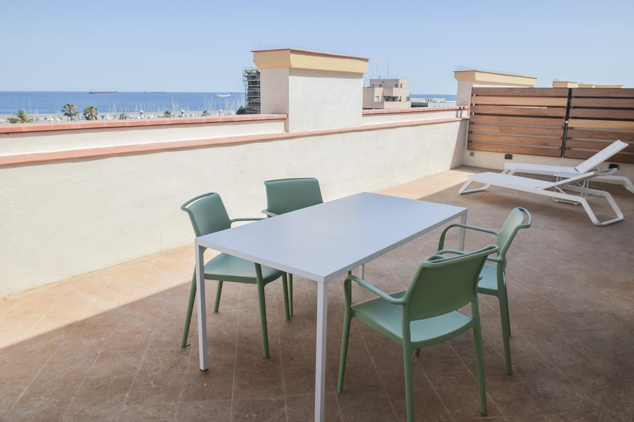 Port Plaza Apartments Таррагона Экстерьер фото